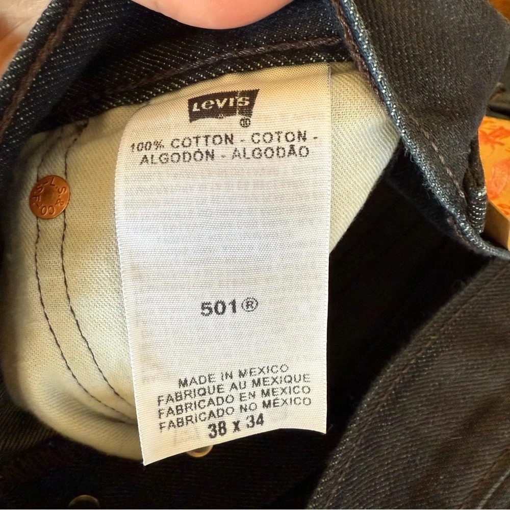 2 for $15 😍 Levi’s Men’s 501 Coated Dark Denim Button Fly Jeans – Size 38x34 - Picture 7 of 7